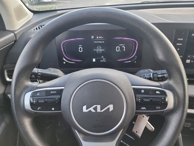2025 Kia Sportage LX - Photo 27