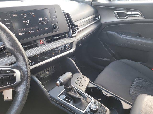 2025 Kia Sportage LX - Photo 52