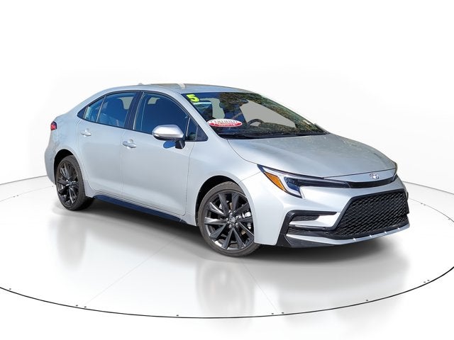 2025 Toyota COROLLA SE