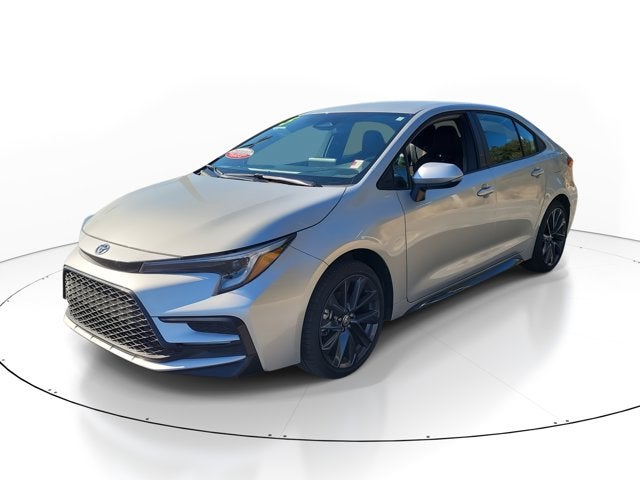 2025 Toyota COROLLA SE