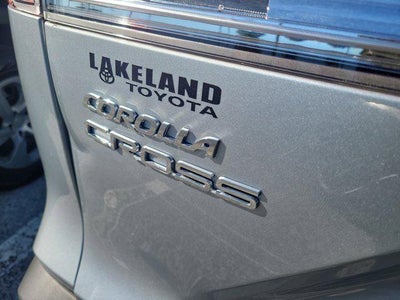 2024 Toyota Corolla Cross LE