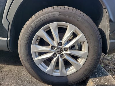 2025 Toyota Corolla Cross LE