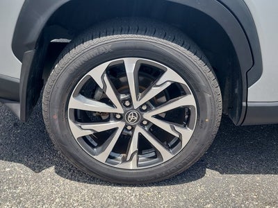 2023 Toyota Corolla Cross XLE