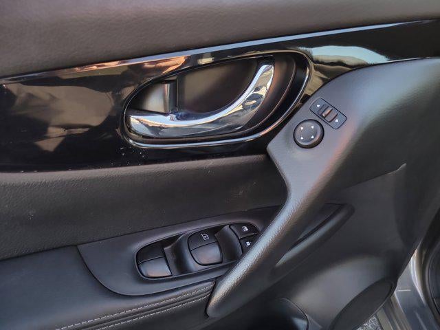 2018 Nissan Rogue Sport SV