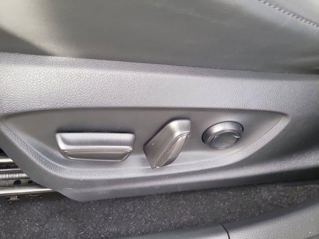 2023 Toyota Toyota Crown LTD Limited