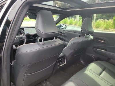 2025 Toyota Toyota Crown Signia Limited