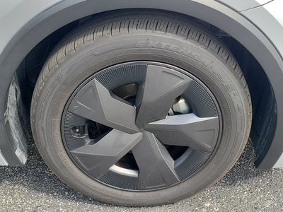 2023 Toyota Prius LE