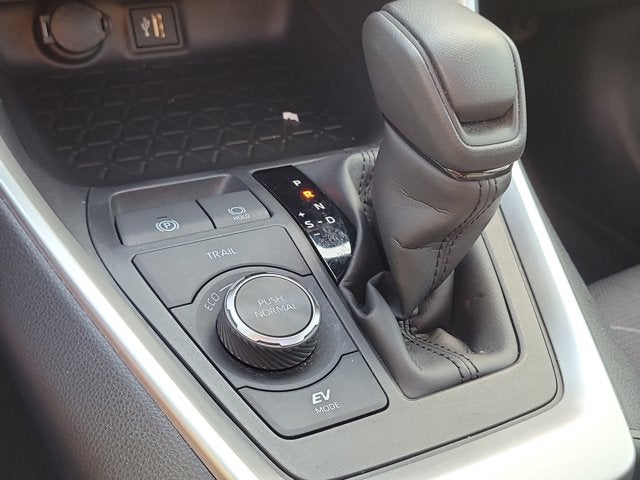 2025 Toyota RAV4 HYBRID Hybrid XLE