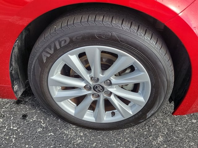 2025 Toyota COROLLA HATCHBACK SE