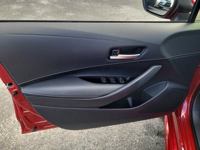 2025 Toyota COROLLA HATCHBACK SE