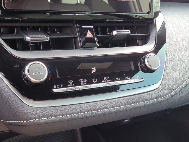 2025 Toyota COROLLA HATCHBACK SE