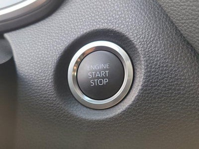 2025 Toyota COROLLA HATCHBACK SE