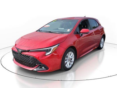 2025 Toyota COROLLA HATCHBACK SE