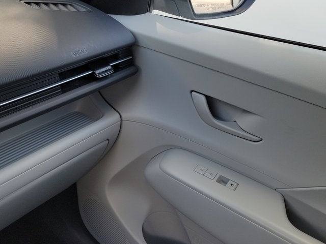 2025 Hyundai Kona SEL - Photo 29