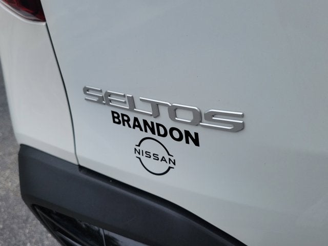 2025 Kia Seltos S - Photo 9