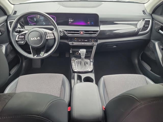 2025 Kia Seltos S - Photo 44