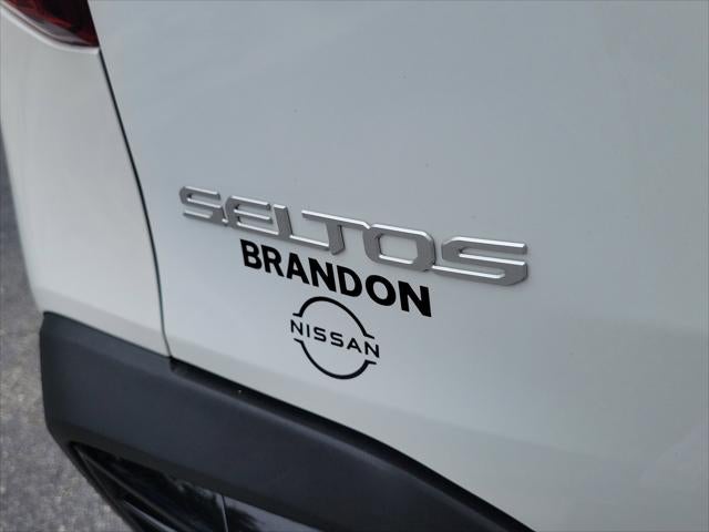 2025 Kia Seltos S - Photo 39