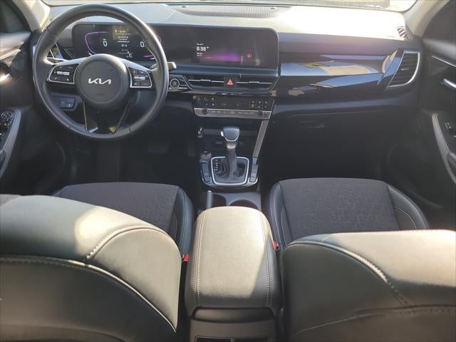 2025 Kia Seltos S - Photo 45