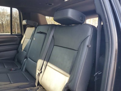 2023 Chevrolet Suburban LT