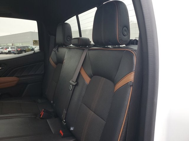 2024 GMC Canyon 4WD AT4