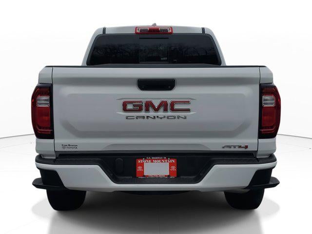 2024 GMC Canyon 4WD AT4