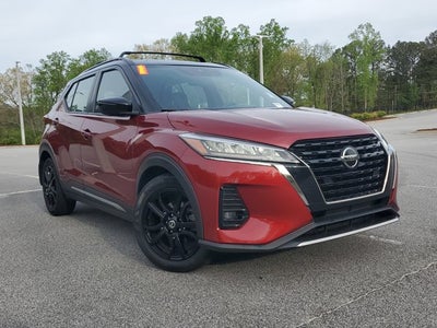 2021 Nissan Kicks SR