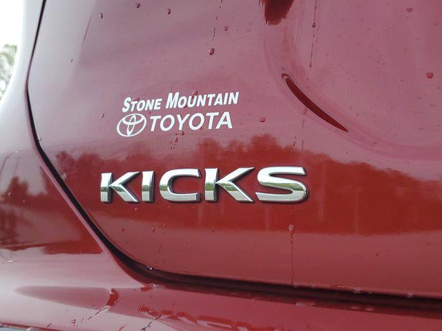 2021 Nissan Kicks SR