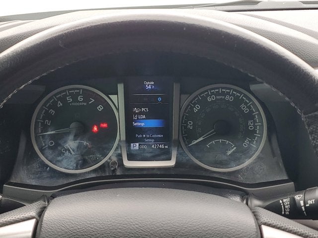 2022 Toyota Tacoma 2WD SR5