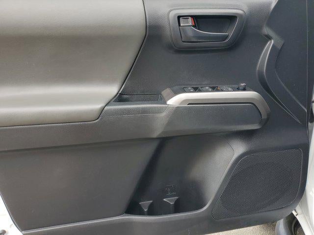 2022 Toyota Tacoma 2WD SR5