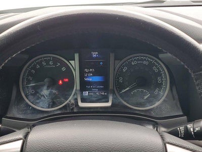2022 Toyota Tacoma 2WD SR5