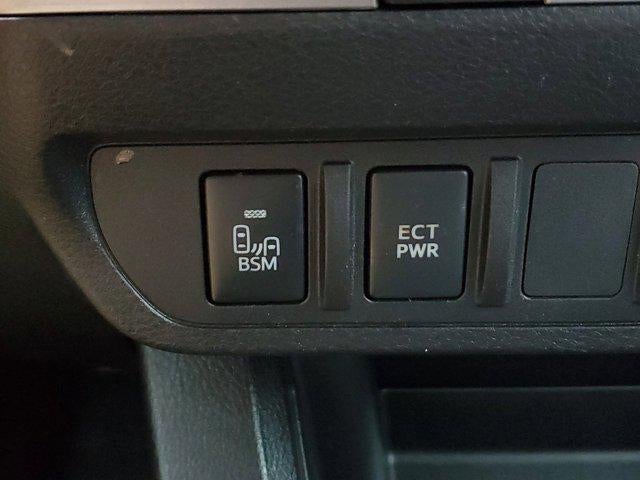 2022 Toyota Tacoma 2WD SR5