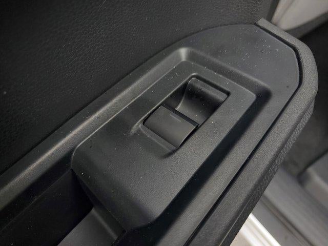 2025 Toyota Tacoma 4WD SR5