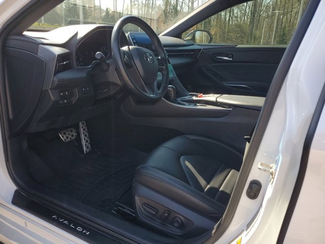 2020 Toyota Avalon XSE