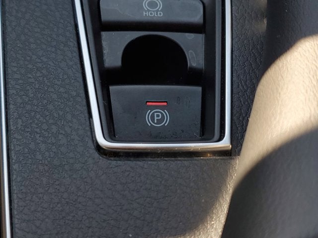 2020 Toyota Avalon XSE