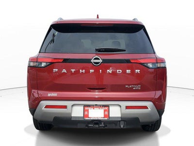 2023 Nissan Pathfinder Platinum