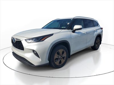 2022 Toyota Highlander Hybrid Bronze Edition