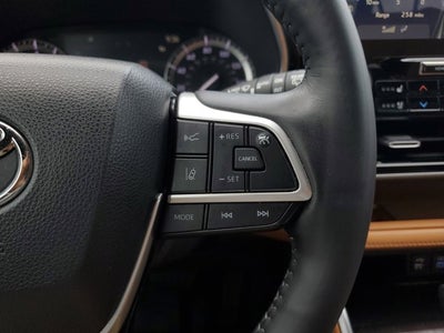 2022 Toyota Highlander Platinum