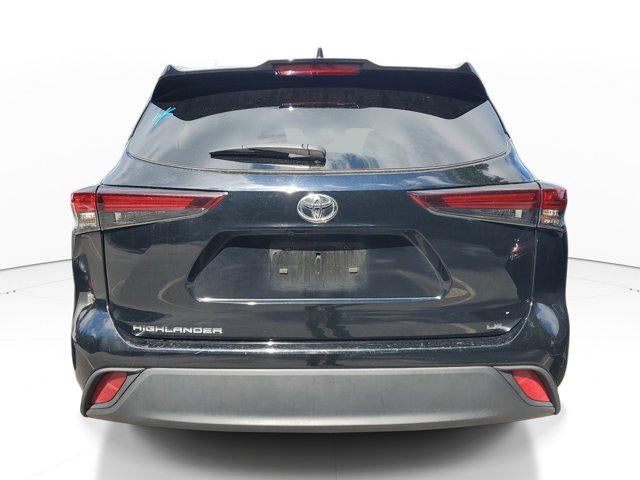 2025 Toyota Highlander LE