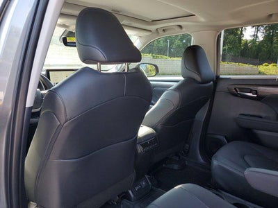 2026 Toyota Highlander XLE
