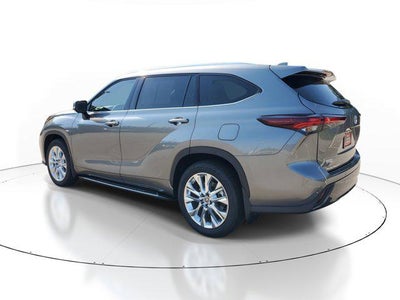 2026 Toyota Highlander XLE