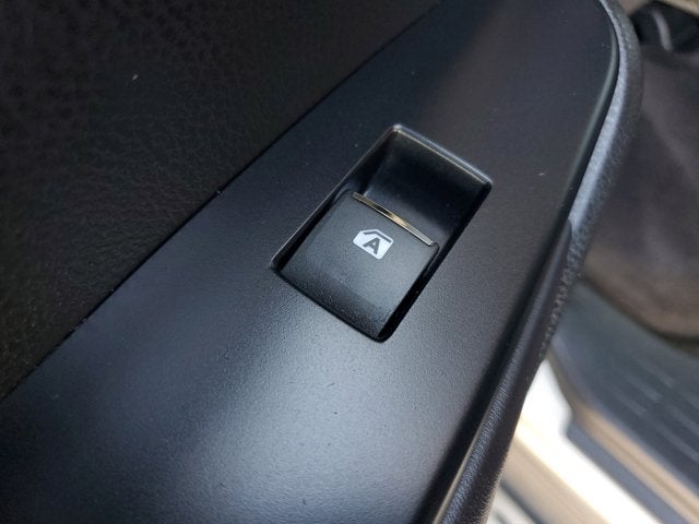 2016 Toyota Highlander Base