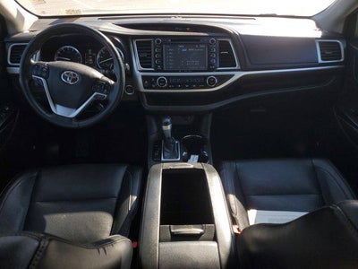 2016 Toyota Highlander Base