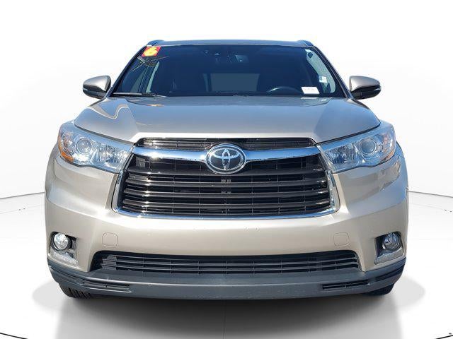2016 Toyota Highlander Base
