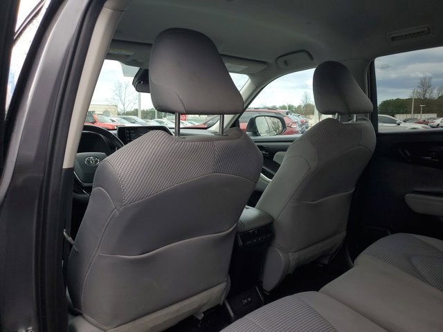 2021 Toyota Highlander LE