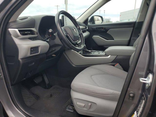 2021 Toyota Highlander LE