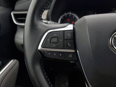 2021 Toyota Highlander LE