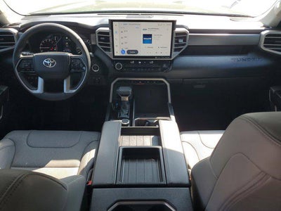 2023 Toyota Tundra 4WD SR5