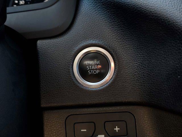 2023 Toyota Tundra 4WD SR5