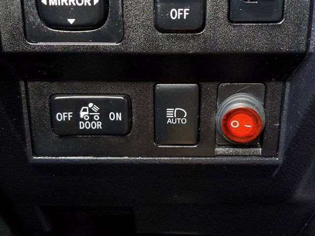 2018 Toyota Tundra 4WD SR5