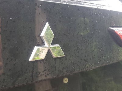 2022 Mitsubishi Outlander ES